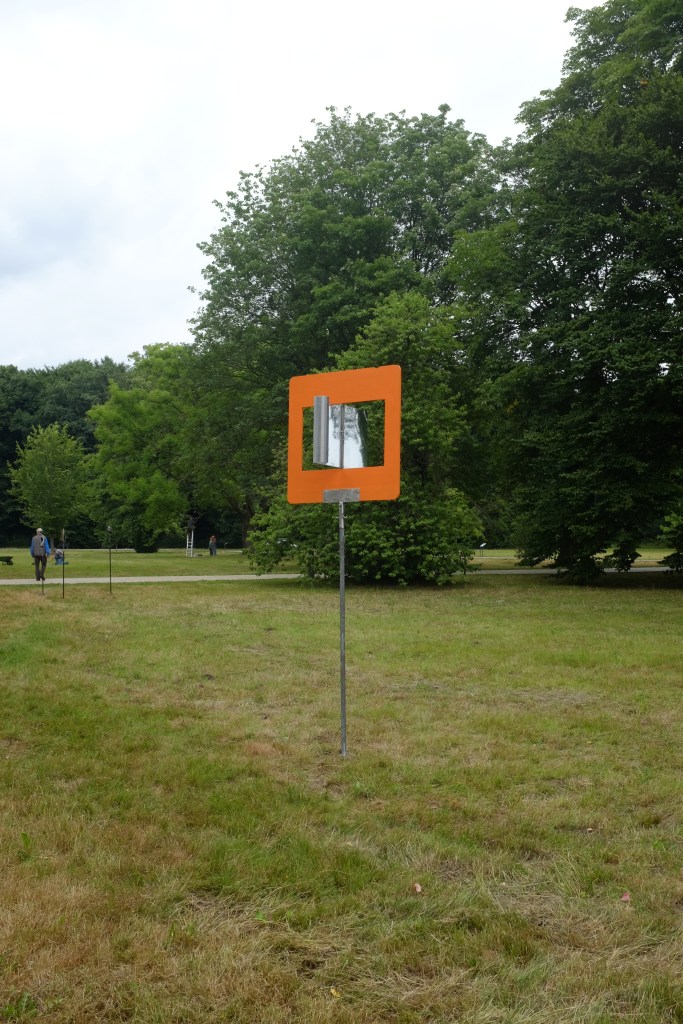 Werner Rückemann, Windskulptur, Metall u. Holz, 2017, Schloss Benkhausen