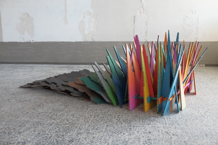 Werner Rückemann, Wandel, Wabenkarton, Holz, Farbe, Vielfalt, Dülmen, St Barbara Kaserne, 2021